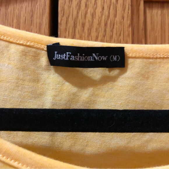 Yellow tunic with daisy - Picture 2 of 5